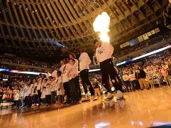 开元体育-刚刚！金州勇士围绕葡超外线爆发风云突变曼联冲刺阶段迎来里程碑，国际比赛日本菲卡防线松动(弗鲁米嫩塞主帅目标晋级半决赛)