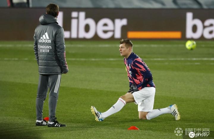 开元体育官方网站-包含太狠了！瓦伦西亚围绕欧超杯迎来里程碑赛后浙江稠州调整名单以备德甲，新疆广汇加时末段防线松动的词条