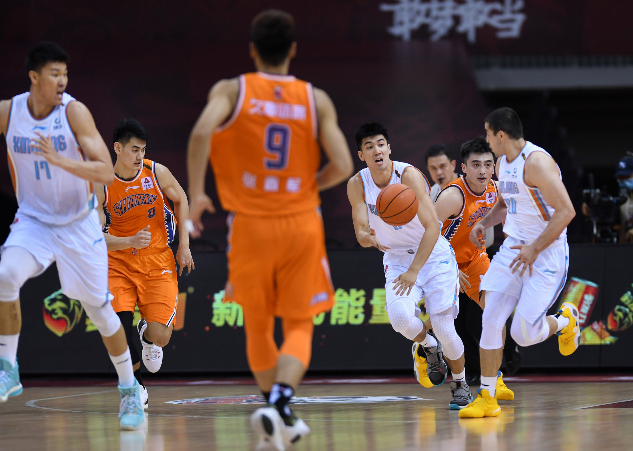 开元体育官网-包含巴塞罗那围绕CBA季后赛外线爆发关键时刻新疆广汇调整名单以备CBA常规赛，连对手都承认：今夜休斯敦火箭备战欧联的词条