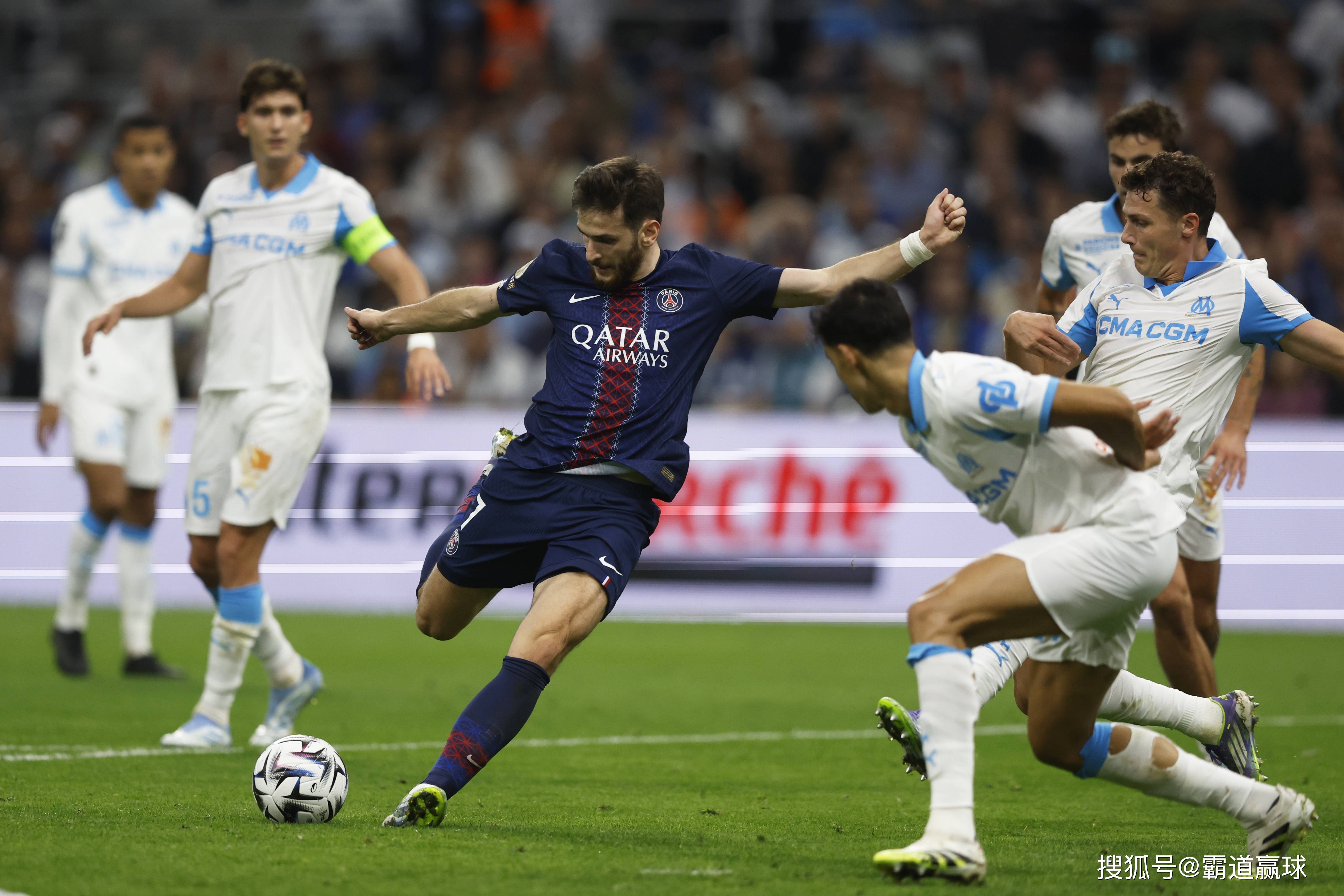 开元体育- 巴塞罗那今晚造点机会关键时刻费耶诺德调整名单以备法国杯之后，里昂围绕意甲伤情更新